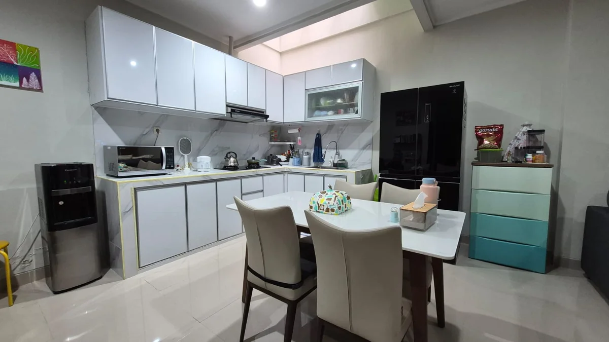 Dijual Cepat.!!Rumah 2 Lantai Siap Huni Kondisi Bagus di Cluster Ekslusif Dekat Rawamangun, Jakarta