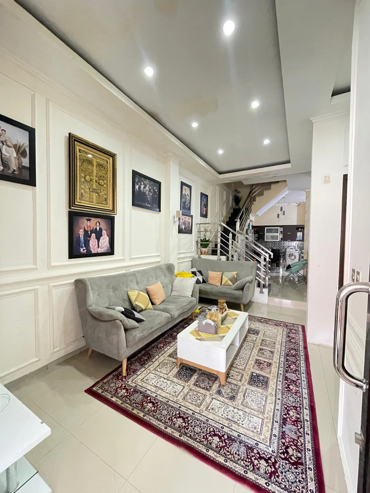 DIJUAL RUMAH KOMPLEK SETRA DAGO ANTAPANI BANDUNG FURNISHED