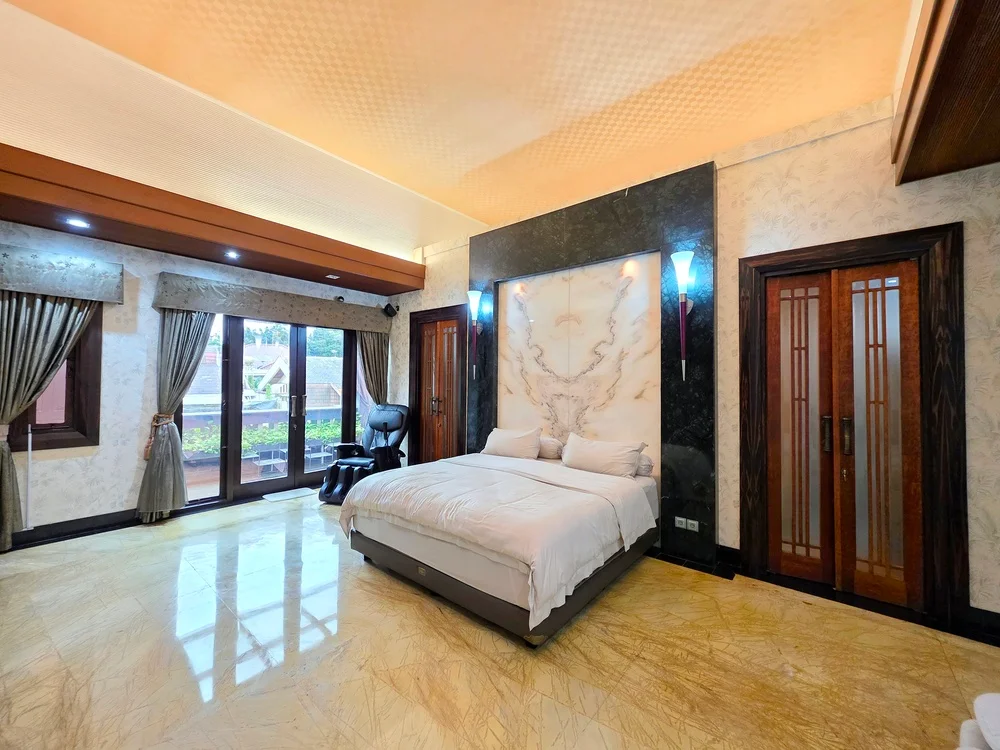 Rumah Mewah Pondok Indah, Jakarta Selatan